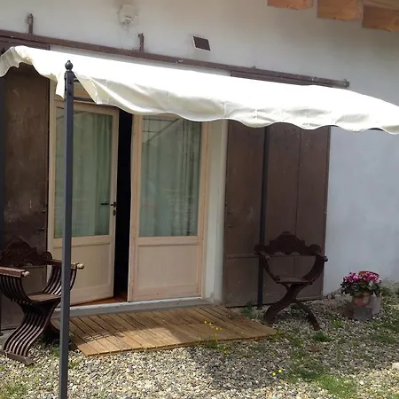 Al Giardino Dei Mandorli Bed & Breakfast Prasco