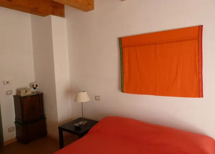 Al Giardino Dei Mandorli Prasco