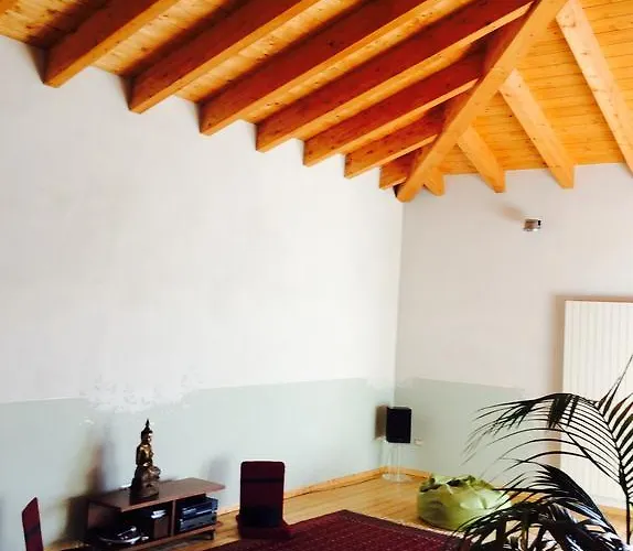 Al Giardino Dei Mandorli Bed & Breakfast 3*